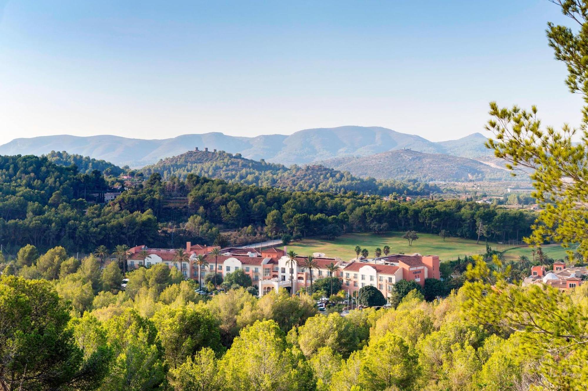 Denia Marriott La Sella Golf Resort & Spa מראה חיצוני תמונה View of the town