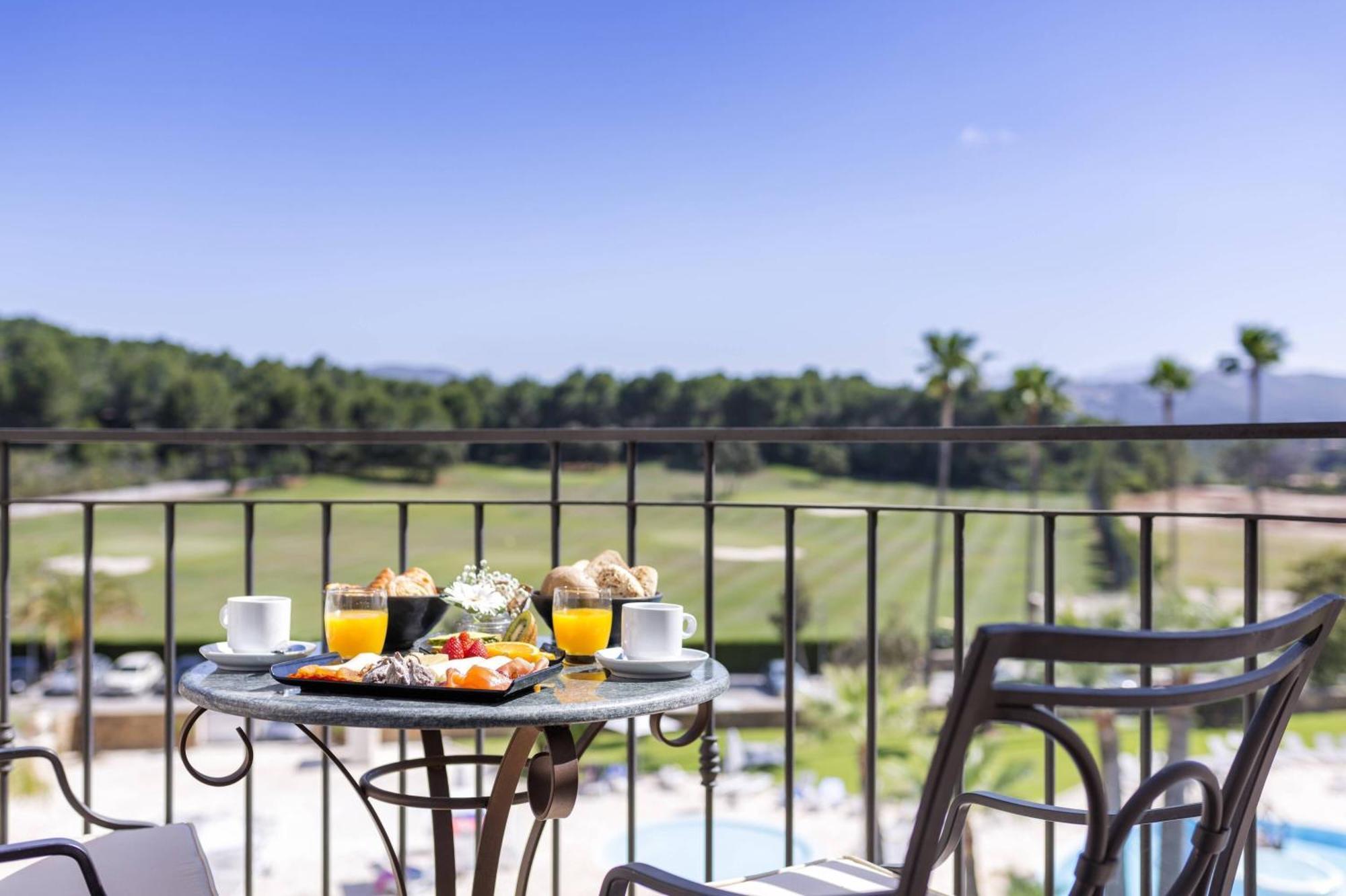 Denia Marriott La Sella Golf Resort & Spa מראה חיצוני תמונה A balcony